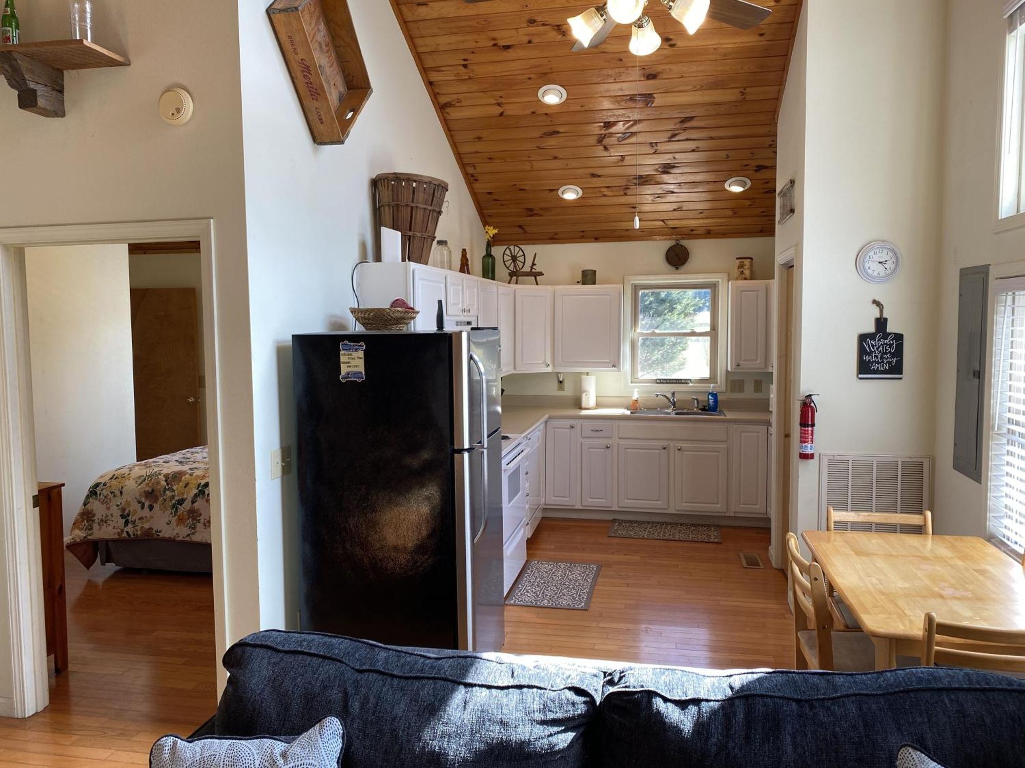 Gray'S Place On Cosby Creek - 2 Bedrooms, 2 Baths, Sleeps 6 Home Exterior photo